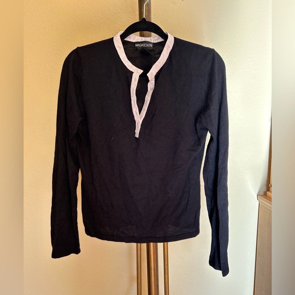 Magaschoni Black and White Trim Long Sleeve Silk Blend Cashmere Sweater